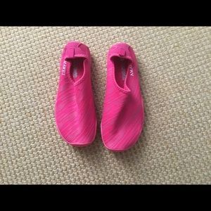 Amawei Water Shoes, Pink